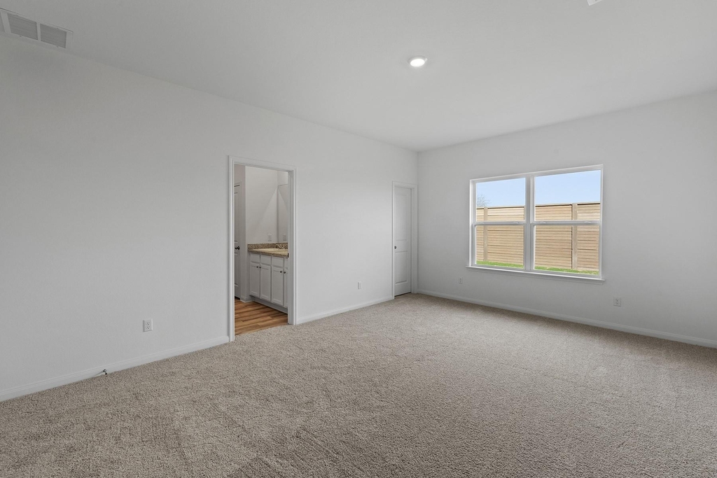 14400 Wahlbergs Way - Photo 3