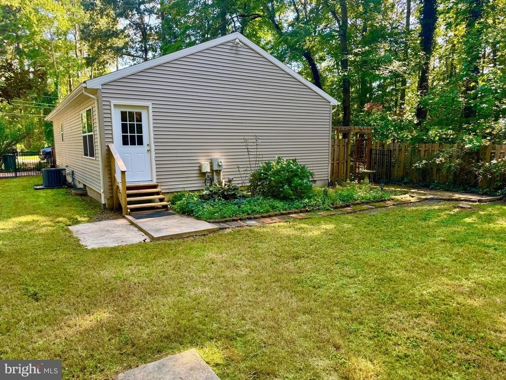 24322 Canal Drive - Photo 8