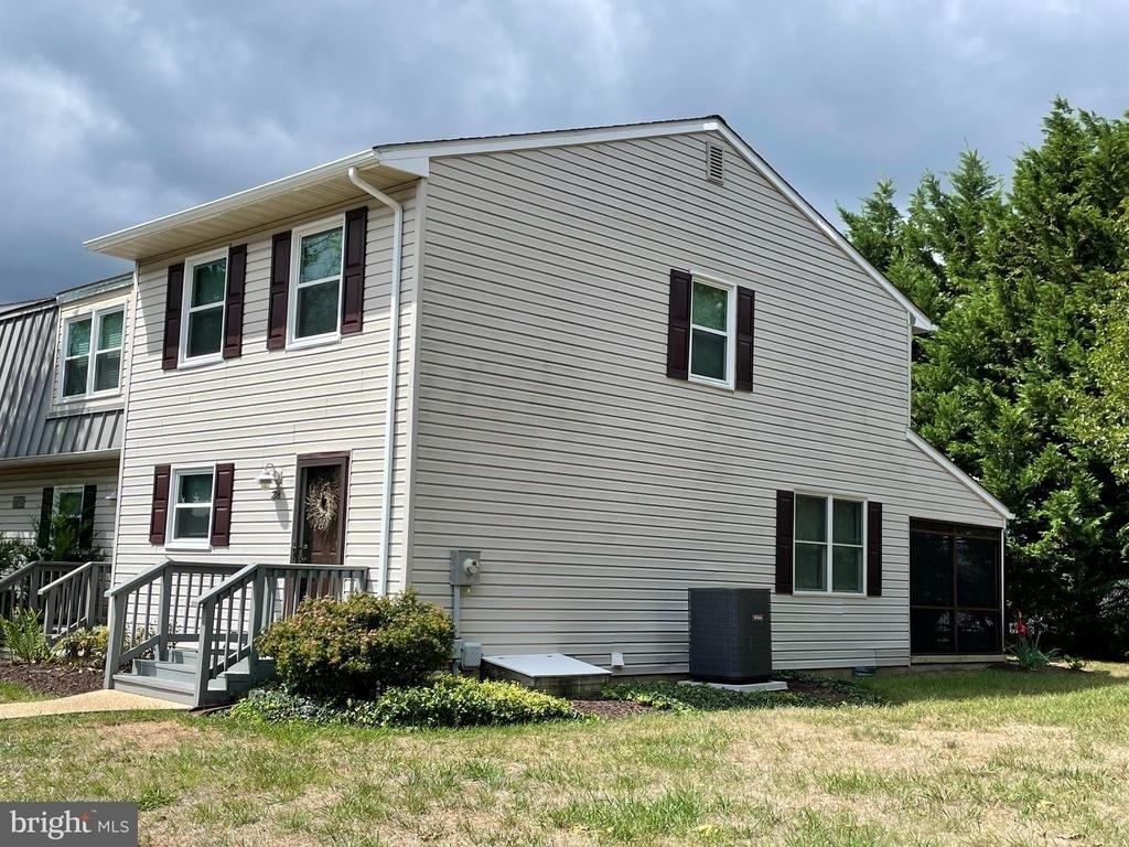 37285 Martin Street - Photo 0