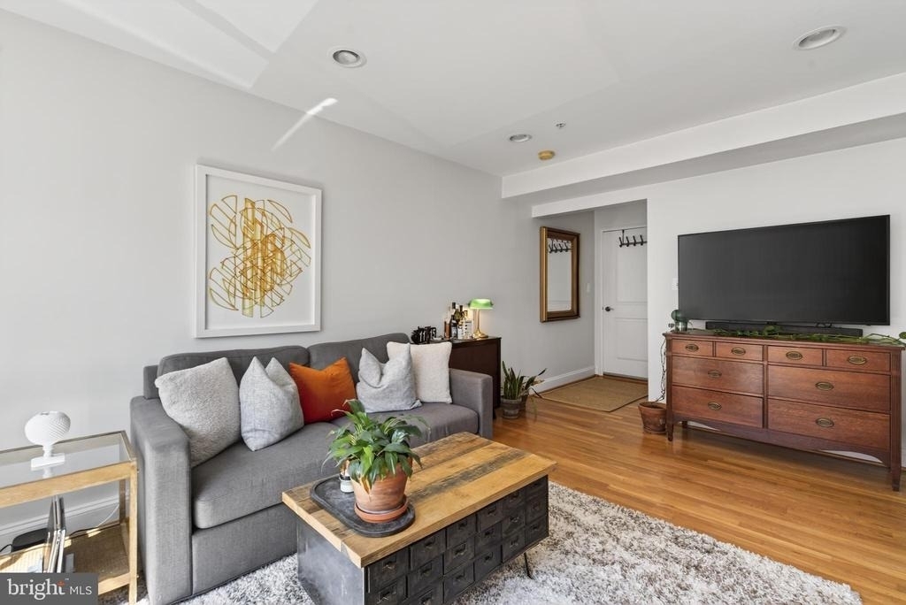 804 Taylor Street Nw - Photo 3