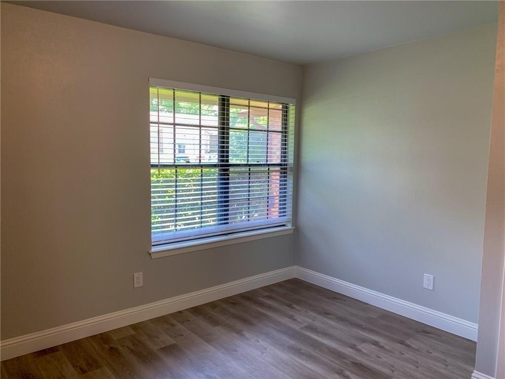 1604 Holstein Dr - Photo 10