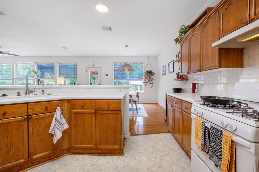 16853 Tortoise St - Photo 19