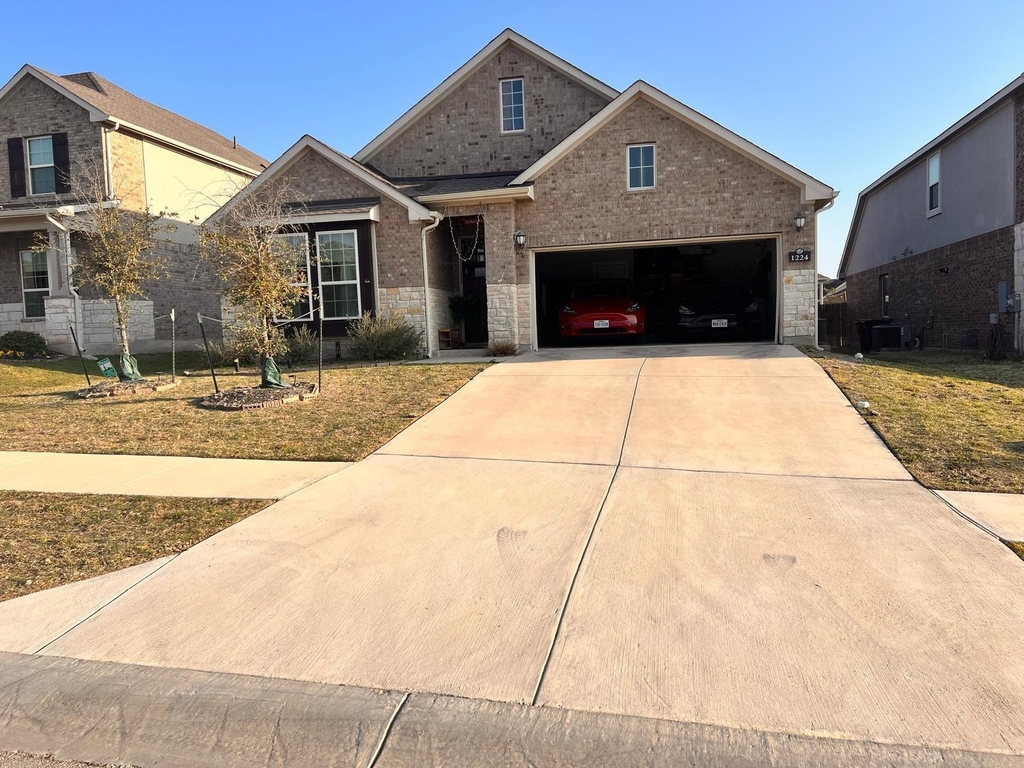 1224 Leaning Oak Ln - Photo 1