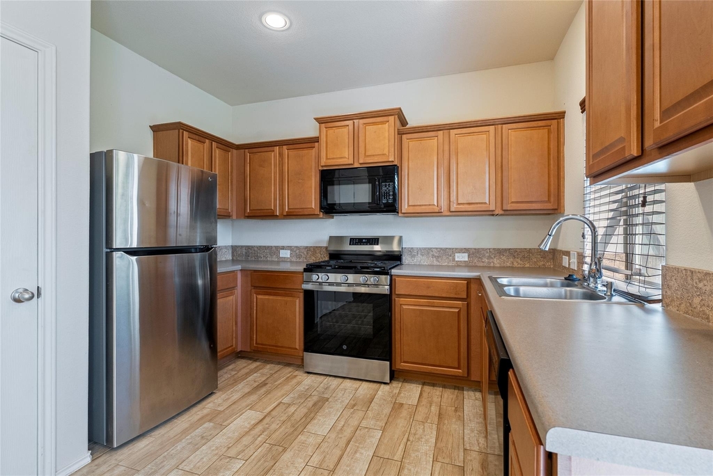 12021 Pecangate Way - Photo 5