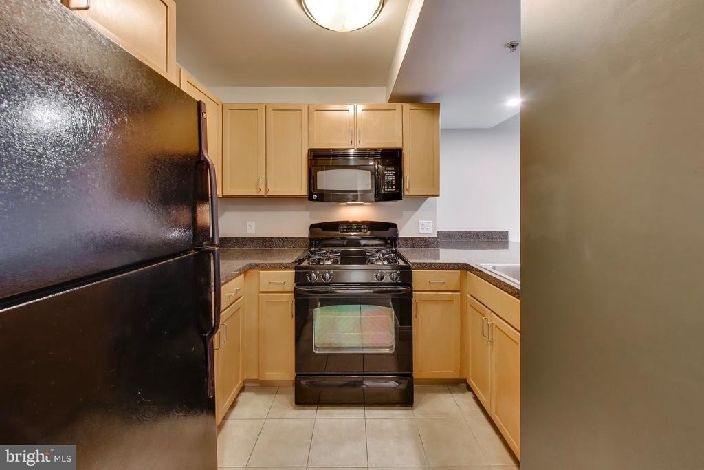 800 4th Street Sw - Photo 2