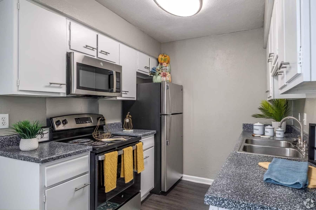 11349 Newkirk St - Photo 4