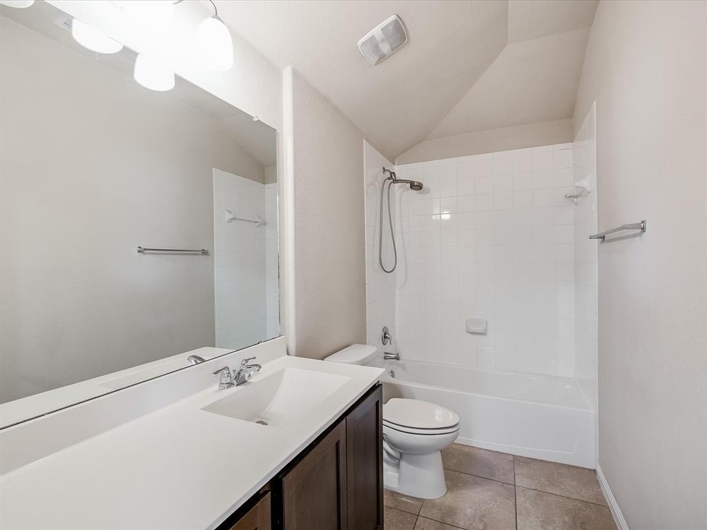 141 Serrano St - Photo 17