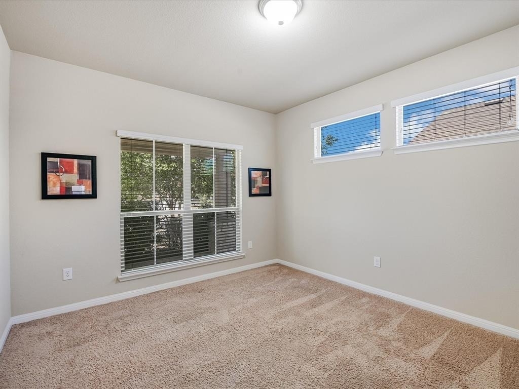 141 Serrano St - Photo 8