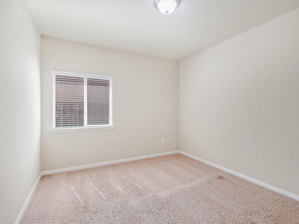 141 Serrano St - Photo 12