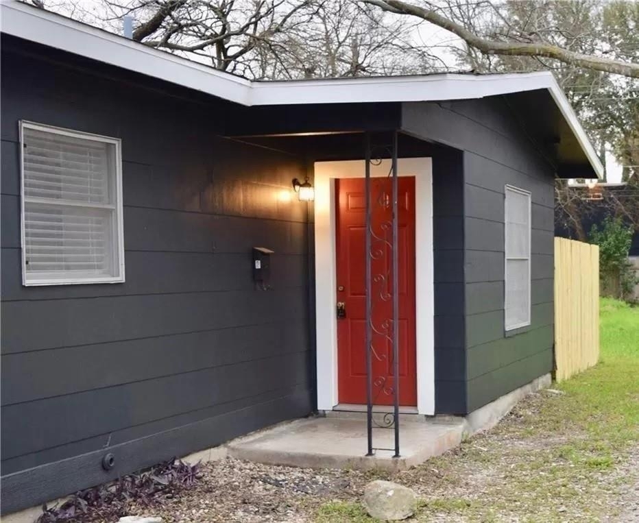 607 Nelray B Blvd - Photo 0