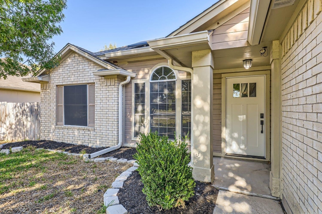201 Orchard Way - Photo 2