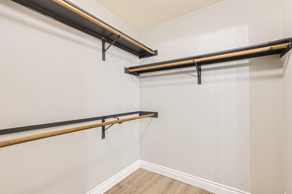 201 Orchard Way - Photo 16