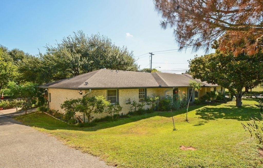 1708 Windoak Dr - Photo 2