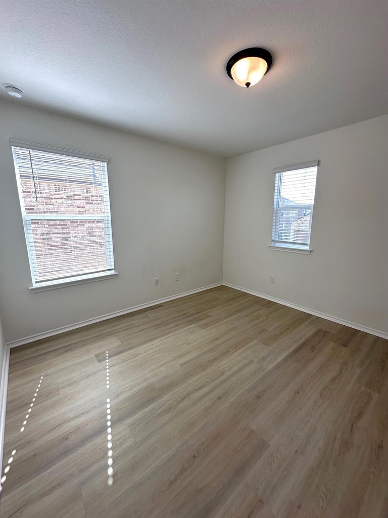4469 Acerno St - Photo 14