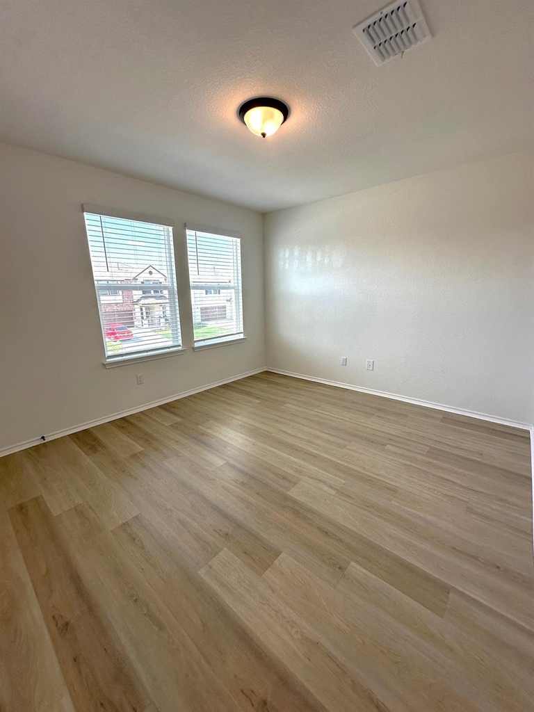 4469 Acerno St - Photo 13