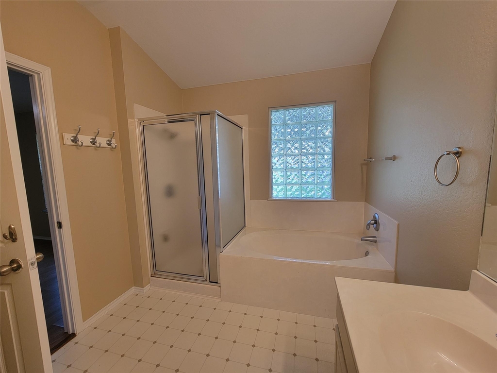 3307 Saint Genevieve Dr - Photo 9