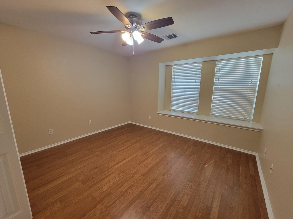 3307 Saint Genevieve Dr - Photo 11