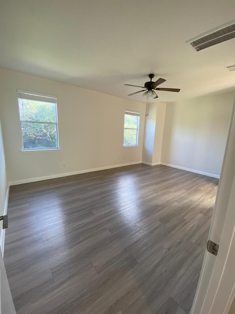 3806 Juniper Hills St - Photo 13