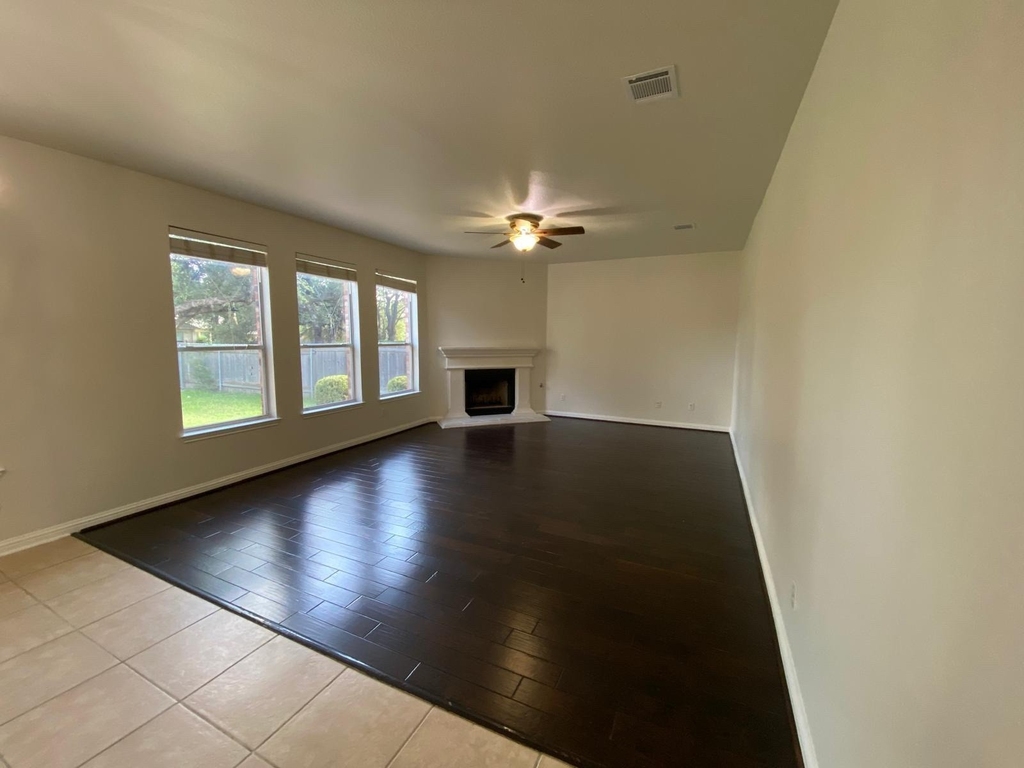 3806 Juniper Hills St - Photo 11