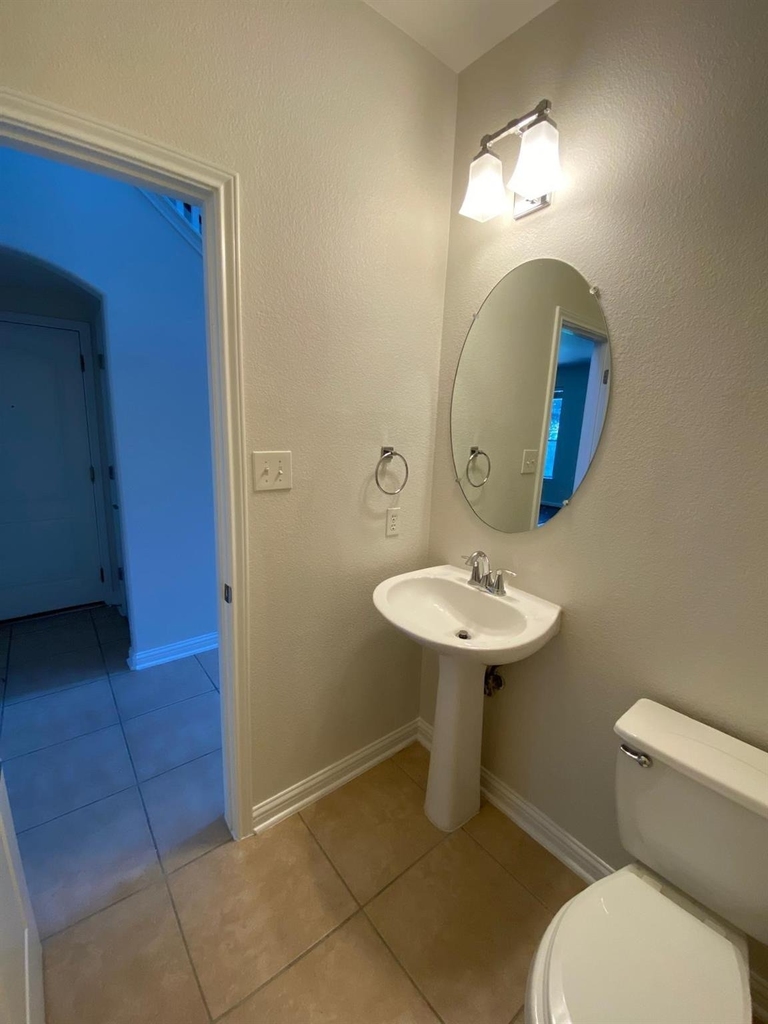 3806 Juniper Hills St - Photo 17
