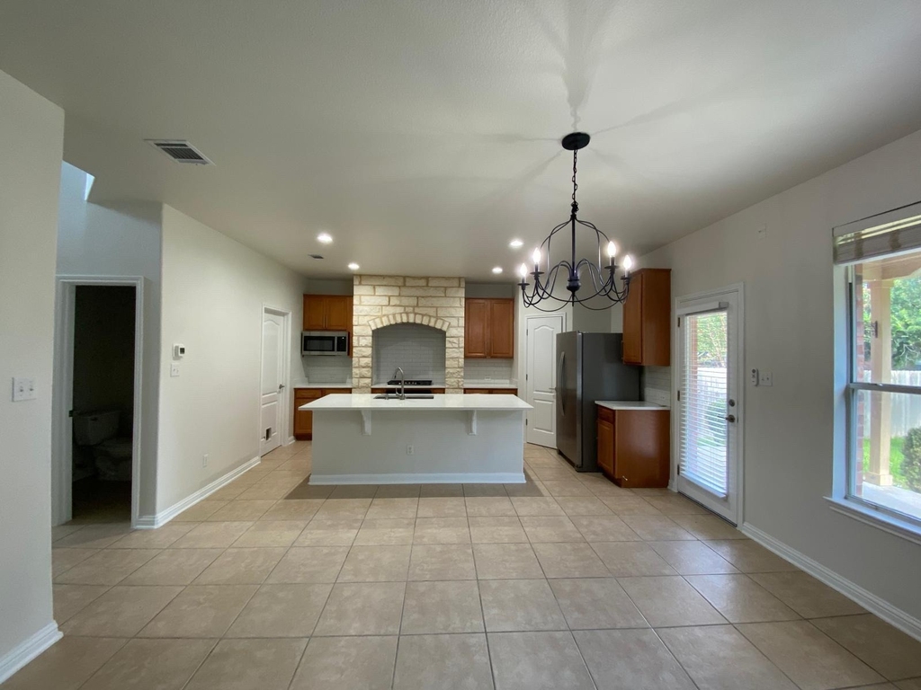 3806 Juniper Hills St - Photo 10