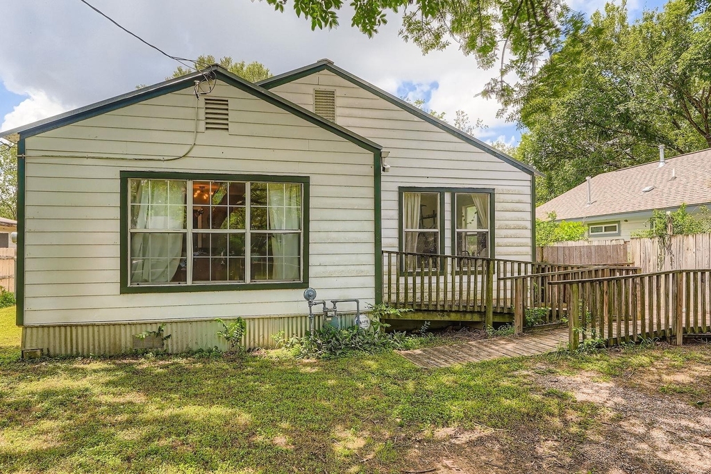 5605 Tura Ln - Photo 0
