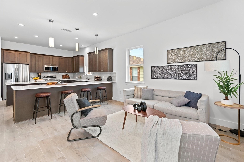 344 Colovista Pkwy - Photo 2