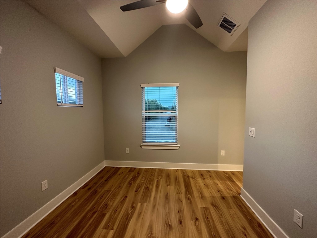 6014 Fairway St - Photo 14