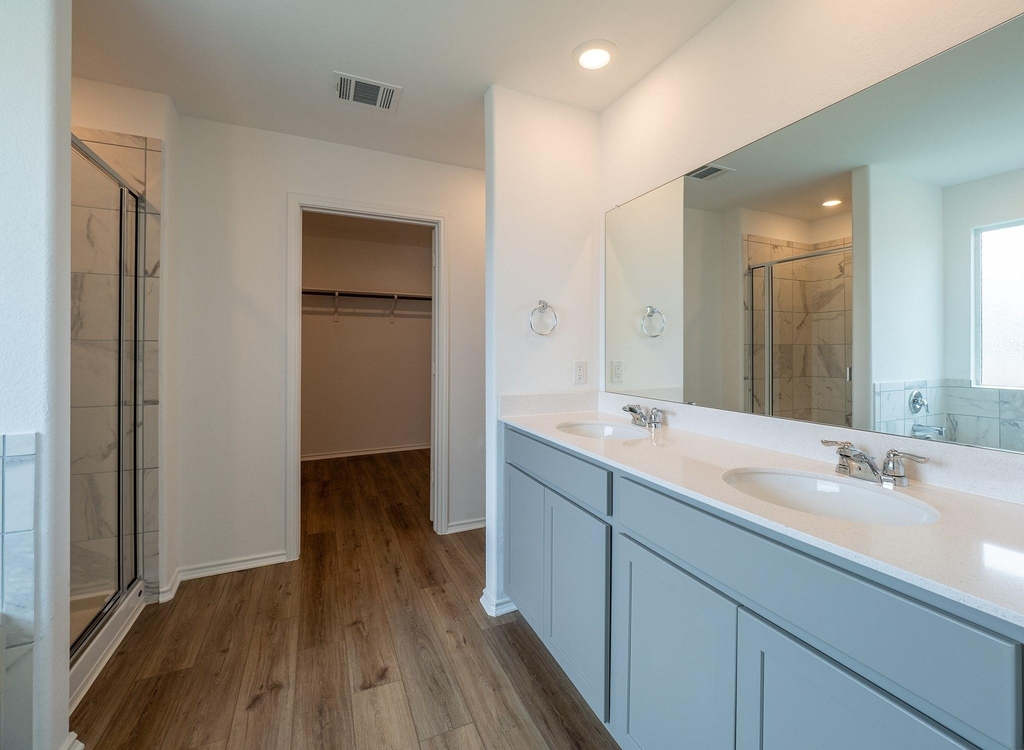 702 Silver Springs Bnd - Photo 17