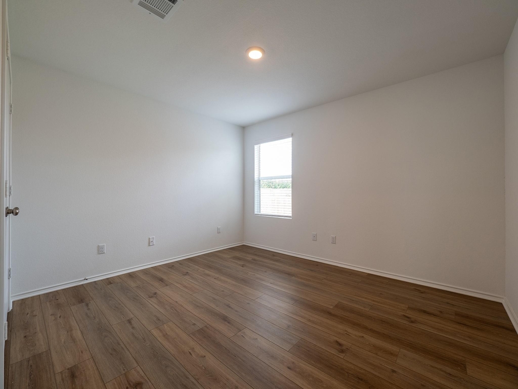 702 Silver Springs Bnd - Photo 12