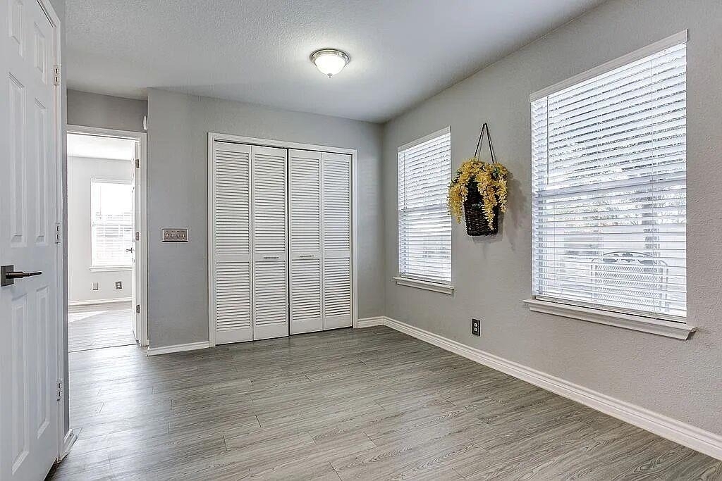 1200 Kenneys Way - Photo 11