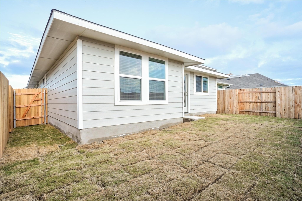 171 White Dunes Dr - Photo 30