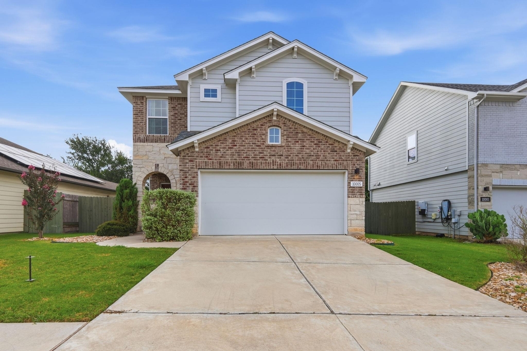 10005 Dalliance Ln - Photo 0