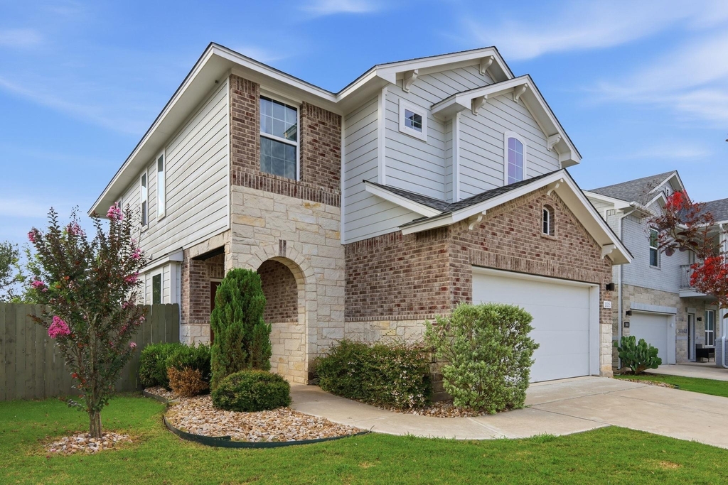 10005 Dalliance Ln - Photo 1