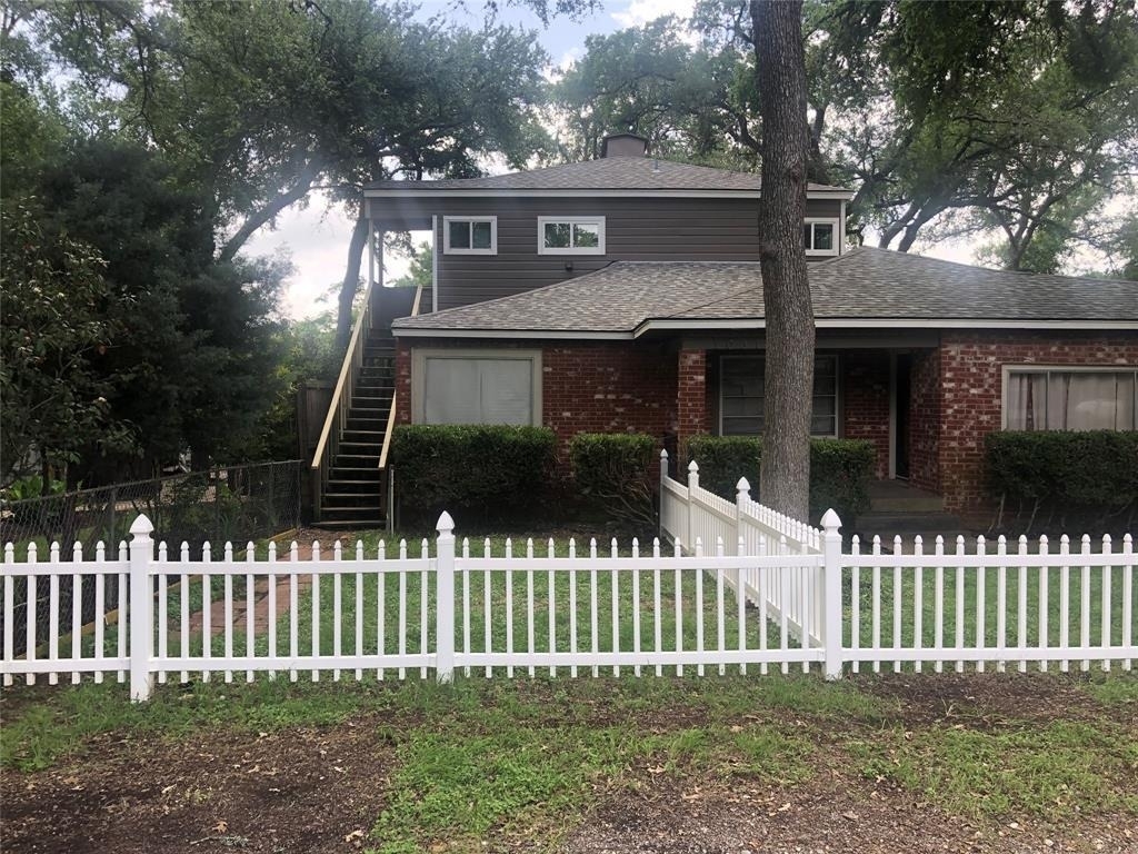 10310 Gail Rd - Photo 0