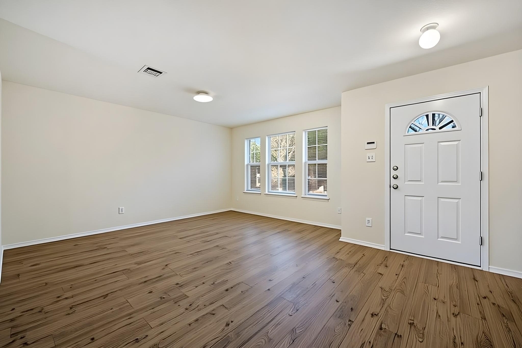 11112 Chatam Berry Ln - Photo 1