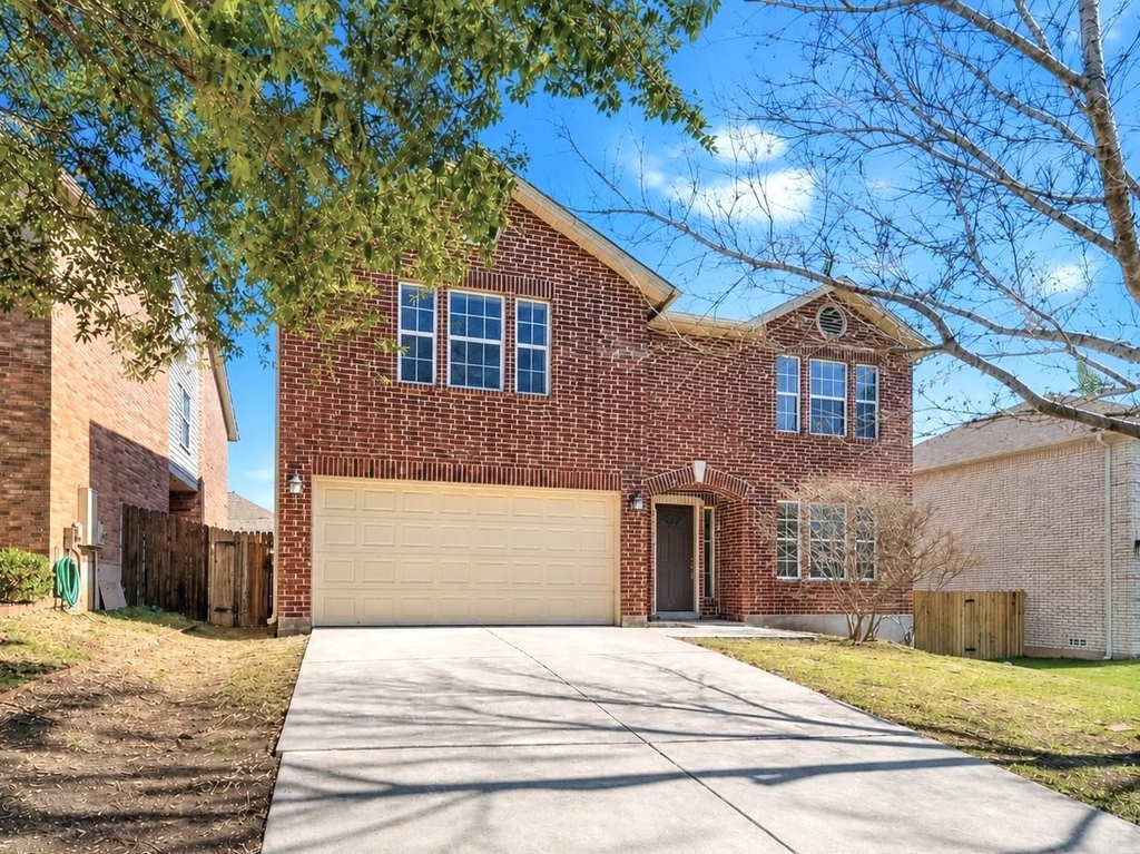 11112 Chatam Berry Ln - Photo 0