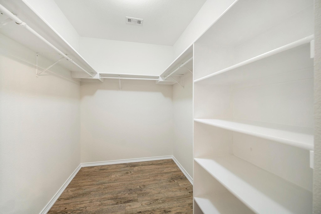 11112 Chatam Berry Ln - Photo 17