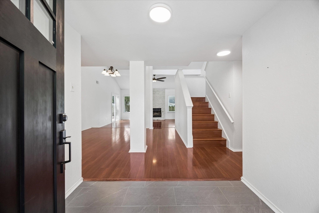 2609 Monarch Dr - Photo 1
