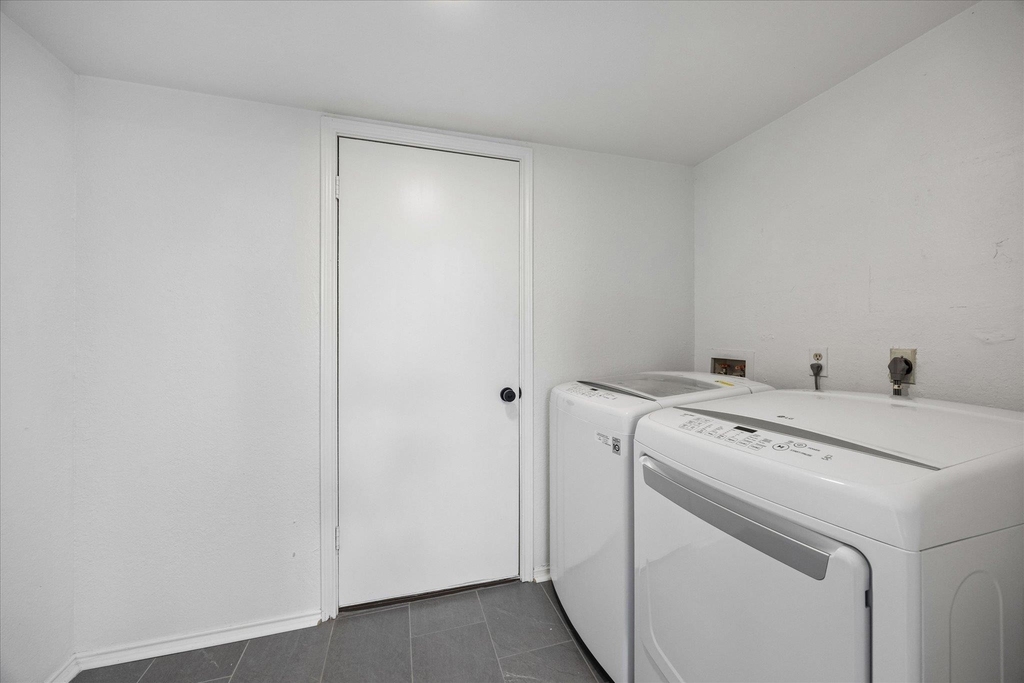 2609 Monarch Dr - Photo 14