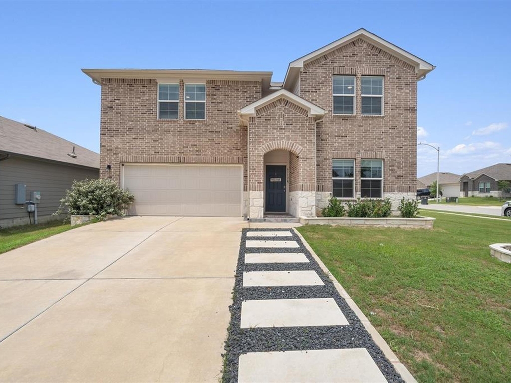 6112 Montrelia Dr - Photo 0