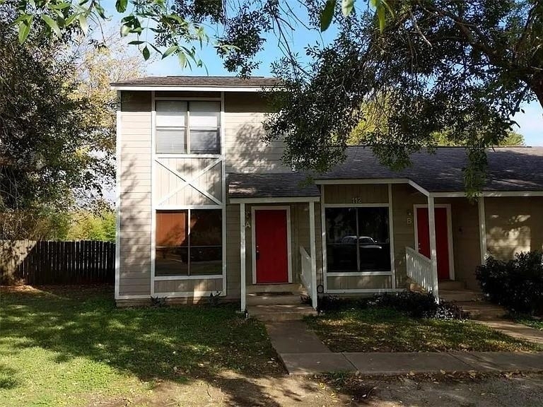 112 Hillside Cv - Photo 0