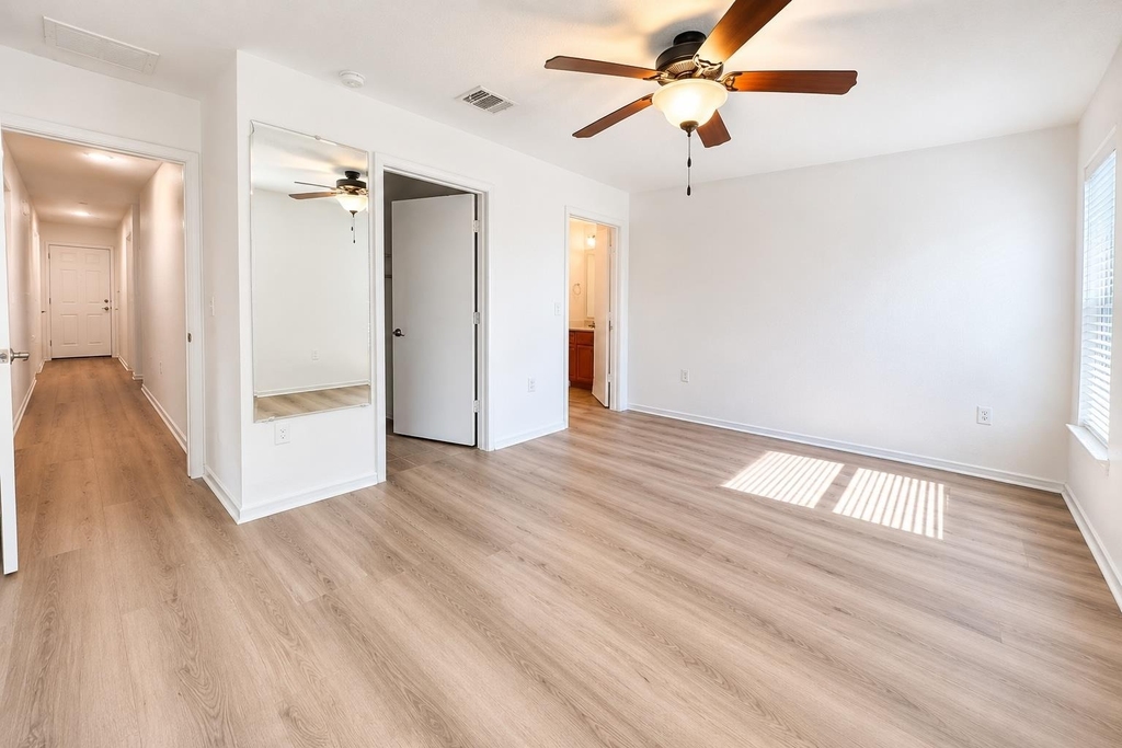 9000 Stambourne St - Photo 4