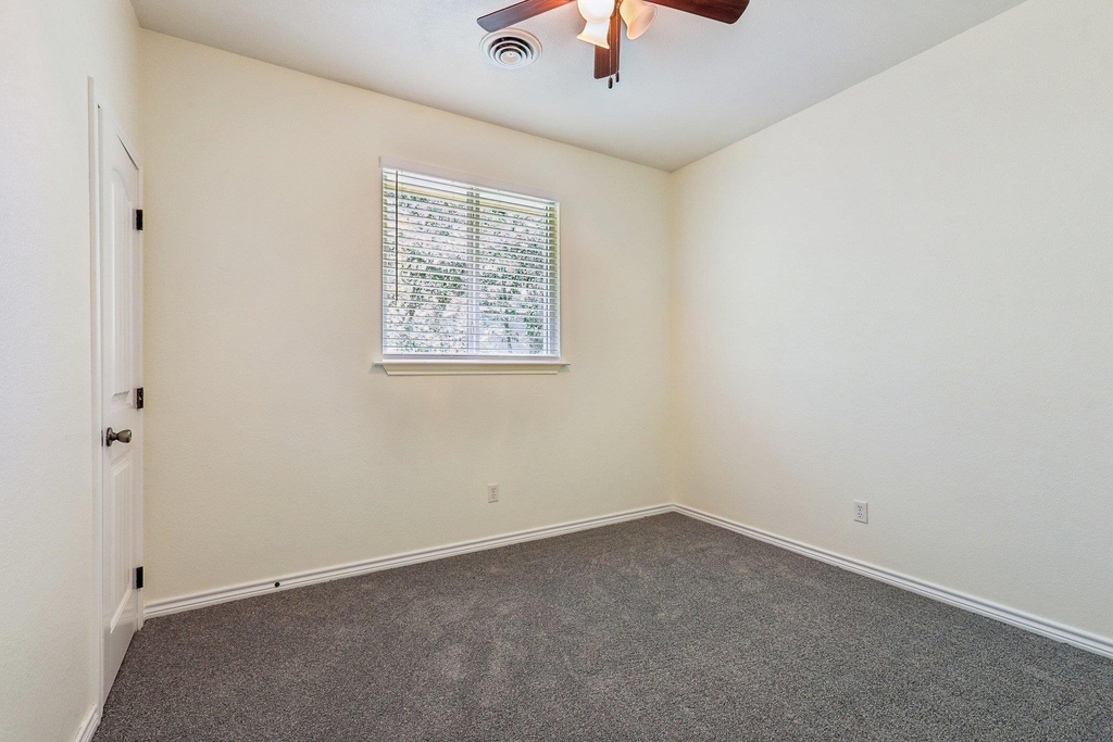 133 N Kanaio Dr - Photo 10