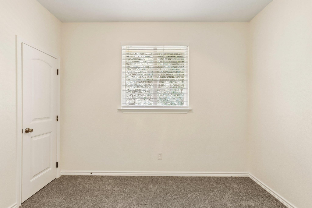 133 N Kanaio Dr - Photo 11