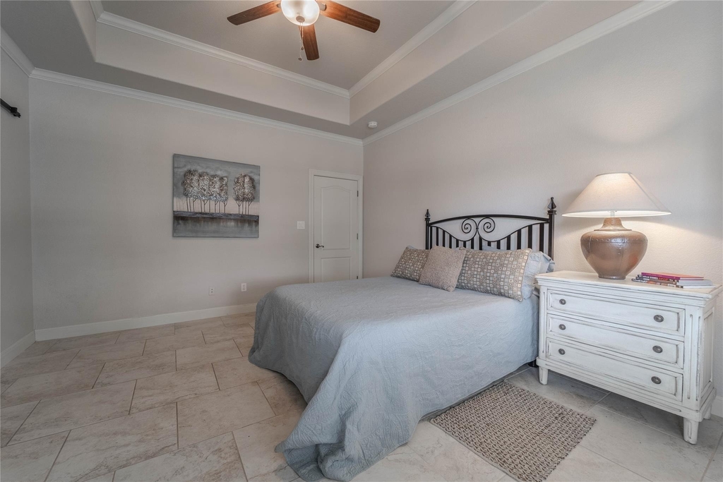 19013 Venture Dr - Photo 8