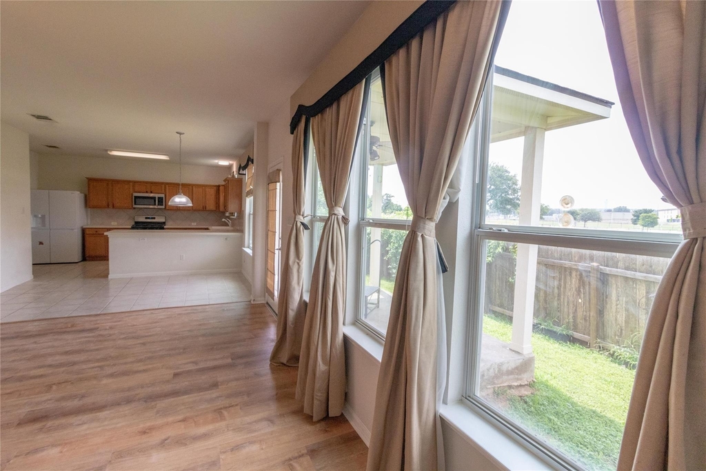 1103 Apollo Ln - Photo 13