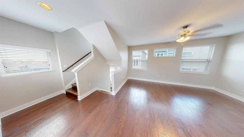 2021 Geniveive Ln - Photo 2