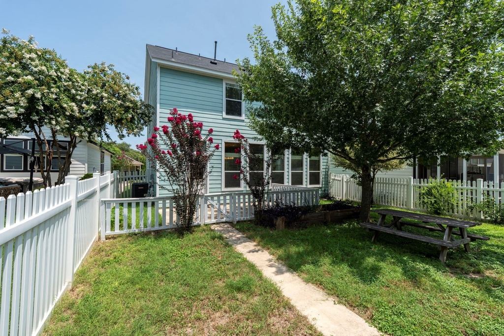 423 Wetzel - Photo 9