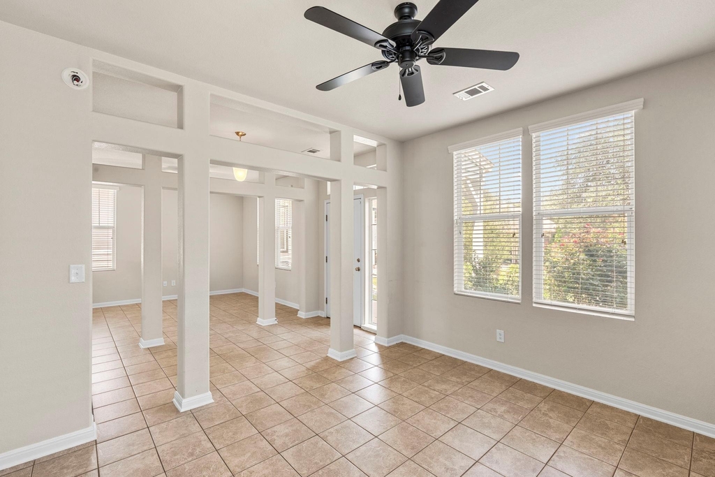 423 Wetzel - Photo 12